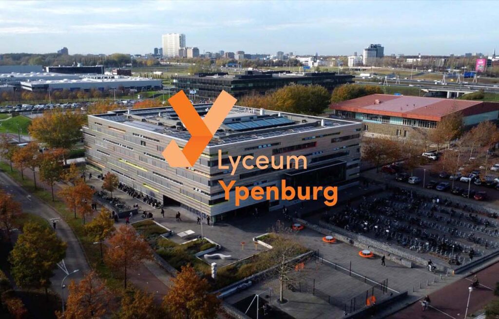 Gebouw en logo van Lyceum Ypenburg